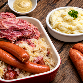 CHOUCROUTE GARNIE ET SA PURÉE